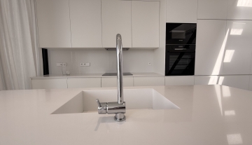Resa Estates Ibiza longterm rent Talamanca penthouse kitchen 2.jpeg